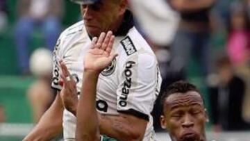 El Corinthians celebra con una victoria el estreno de su nuevo entrenador Tite