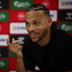 Braithwaite: “La gente tampoco nos tomaba en serio en la Eurocopa”