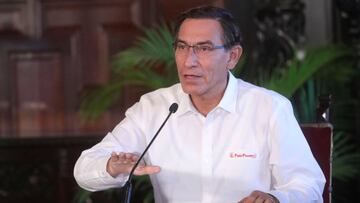 Handout picture released by the Peruvian presidency showing Peruvian President Martin Vizcarra, speaking during a press conference in Lima on March 18, 2020. - Peru decreed an evening curfew throughout the territory starting this Wednesday to confront the coronavirus pandemic, which has 145 confirmed cases in the country. (Photo by - / Peruvian Presidency / AFP) / RESTRICTED TO EDITORIAL USE - MANDATORY CREDIT &quot;AFP PHOTO / PERUVIAN PRESIDENCY&quot; - NO MARKETING NO ADVERTISING CAMPAIGNS - DISTRIBUTED AS A SERVICE TO CLIENTS