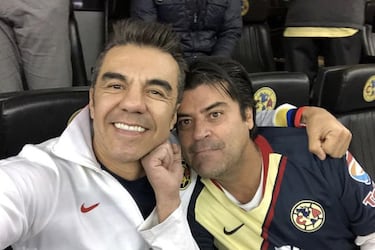 Famosos en el Chivas - América ¿Quién va con quién en el Clásico del futbol mexicano?