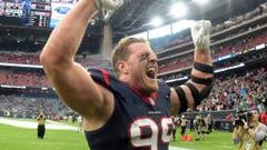 J.J. Watt, defensive end de Houston, y los Texans son equipo de play-offs. 