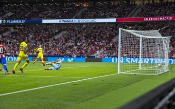 Luis Suárez empató el partido. 1-1.