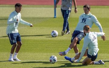 Entrenamiento de la Selección, ayer en Las Rozas.