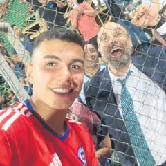 Es parte de una familia de ilustres abogados y brilla en la Roja