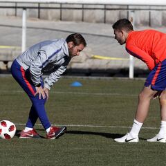 Prudencia absoluta en el Atleti con la rodilla derecha de Lucas