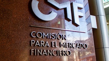 CMF denuncia a tres entidades por estafa: ofrecen créditos por internet en Chile y el peligro aumenta