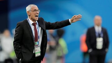 FILE PHOTO: Soccer Football - World Cup - Group A - Russia vs Egypt - Saint Petersburg Stadium, Saint Petersburg, Russia - June 19, 2018   Egypt coach Hector Cuper gestures       REUTERS/Henry Romero/File Photo