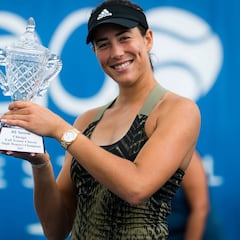 Muguruza gana en Chicago y se acerca a las WTA Finals