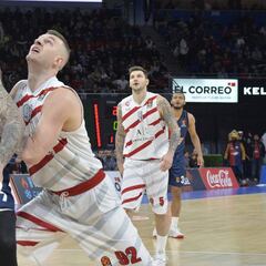 El Divina Joventut se refuerza con el pívot Alen Omic