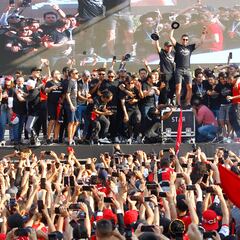 Atlas festeja su bicampeonato con miles de aficionados