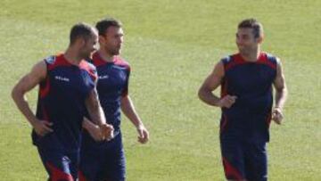 Juanfran, Casadesus y Barral durante el entrenamiento.