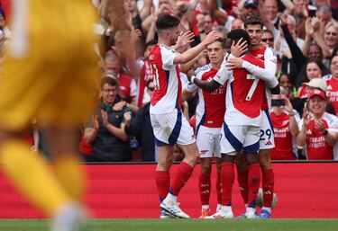 Pese a que el gol fue de Havertz, uno de los más felicitados por la anotación fue Saka, quien con su gran visión encontró el espacio para dejar solo al alemán.

EFE/EPA/ANDY RAIN 
