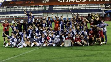 El Sabadell ajusticia al Barça B y firma una remontada de plata