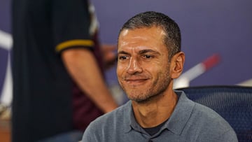 Jaime Lozano head coach of Pachuca during the match between Los Angeles Galaxy and Pachuca as part of Quarter-Final of the Leagues Cup 2025 at Dignity Health Sports Park Stadium on August 20, 2025 in Cason, Los Angeles California, United States.