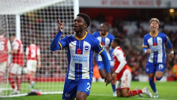 LONDON, ENGLAND - NOVEMBER 09: Tariq Lamptey of Brighton & Hove Albion celebrates after scoring their team's third goal during the Carabao Cup Third Round match between Arsenal and Brighton & Hove Albion at Emirates Stadium on November 09, 2022 in London, England. (Photo by Clive Rose/Getty Images)
