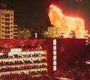 Nunca visto: ¡un león de fuego en fiesta de Estudiantes!