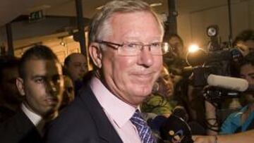 Ferguson: "Estoy sorprendido por el gasto kamikaze de los rivales"