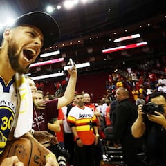 La magia de Curry despertó a los campeones: ¡4º Warriors-Cavs!