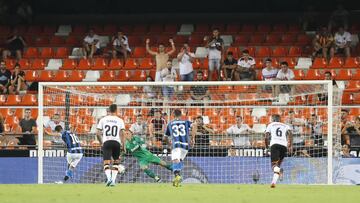 10/08/19 PRETEMPORADA PARTIDO AMISTOSO
TROFEO NARANJA BWIN
VALENCIA CF - INTER DE MILAN
PRIMER GOL EMPATE POLITANO PENALTI 1-1 CILLESSEN