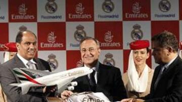 <b>ACUERDO. </b>En julio de 2011, el Madrid firmó un patrocinio con 'Fly Emirates' como areolínea del club.