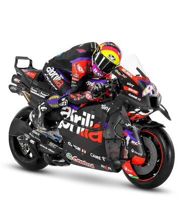 Los pilotos espa?oles ya conocen la nueva m芍quina de la casa italiana para el pr車ximo Mundial de MotoGP.