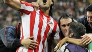 "Falcao encajaría en el Madrid; el Barça debería cambiar"