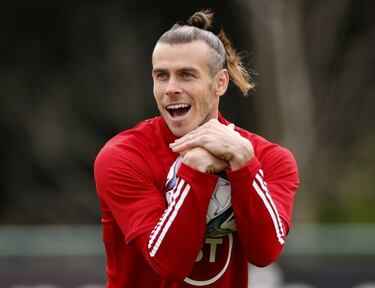 Gales convoca a Bale pese a que sigue lesionado con el Madrid