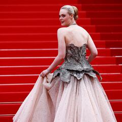 Elle Fanning praises Kirsten Dunst for helping her navigate stardom