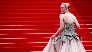 The 76th Cannes Film Festival - Opening ceremony and screening of the film "Jeanne du Barry" Out of competition - Red Carpet arrivals - Cannes, France, May 16, 2023. Elle Fanning poses. REUTERS/Yara Nardi     TPX IMAGES OF THE DAY