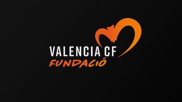 Las leyendas del Valencia celebran el 102 cumpleaños con una marcha cívica