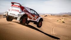 El ACCIONA 100% EcoPowered vuelve al Dakar por tercer año