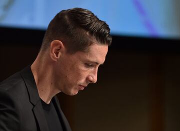 Fernando Torres tras 18 a?os anunci¨® su retira en un rueda de prensa ofrecida en Tokyo. "Ha llegado el momento de poner punto y final a mi carrera" dijo el delantero fuenlabre?o.