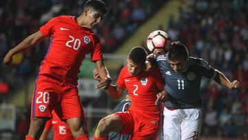 F&uacute;tbol, Chile vs Paraguay Sub 17
 Tercera Fecha Fase Final, Campeonato Sudamericano Sub 17, Chile 2017
 
 El jugador de Chile, Zu&ntilde;iga, izquierda derecha centro, disputa el bal&oacute;n contra Sanchez de Paraguay durante el partido  disputado en el estadio Bicentenario El Teniente.
 Rancagua, Chile. 
 13/03/2017 
 Jorge Loyola/Photosport
  
 Football, Chile vs Colombia
 2 th date, South American Championship Sub 17, Chile 2017. 
 Chile player, Zu&ntilde;iga, left right center, battles for the ball against  Sanchez of Paraguay during  football match at El Teniente stadium in Rancagua, Chile. 
 13/03/2017 
 Jorge Loyola/Photosport