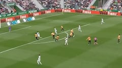 Cepeda entró y al minuto anotó su primer gol en España: ¡gran definición para dar el triunfo a Elche!