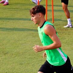 Mendoza, la perla de Sarabia, ya está en Elche