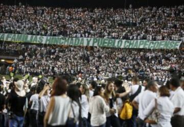 Atlético Nacional's emotional tribute to Chapecoense victims