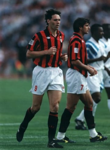 Con el AC Milan se proclamó 2 veces campeón de la Copa de Europa, 2 veces campeón de la Supercopa de Europa, 2 de la Copa Intercontinental, varias veces campeón de liga