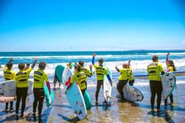 La clínica de surf de Isidora Ureta, en imágenes