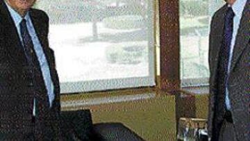 <b>JORNADA INTENSIVA.</B> Samaranch junto a Gómez Angulo.