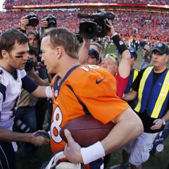 Peyton Manning hace una broma sobre Tom Brady y Deflategate