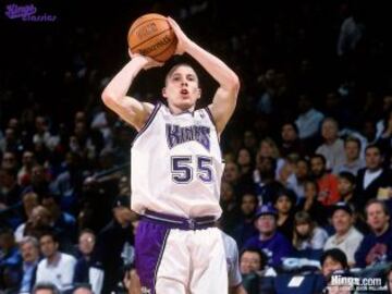 Si hay un jugador que ha marcado a una generación jugando poquísimo tiempo en un equipo ese es Jason Williams. Su camiseta con el '55' sigue siendo de las más vendidas en nuestro país y levanta pasiones en Estados Unidos.