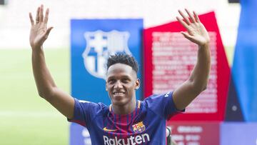 Yerry Mina en el top 10 de las ventas m&aacute;s caras del Barcelona 