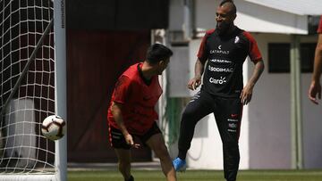 "Sería impresentable que la Roja decida no jugar con Perú"