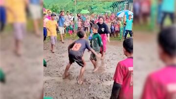 ¡El amor por el futbol! La increíble tanda de penales de unos niños