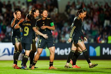 México deja ir la victoria frente a la garra charrúa
