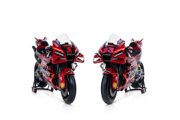 Ducati ha presentado en Madonna di Campiglio a sus equipos de MotoGP y Superbike para la temporada 2023. Los detalles de la Desmosedici  son un propulsor 4 tiempos V4 a 90º, refrigeración por líquido, distribución desmodrómica con doble árbol de levas en cabeza y 4 válvulas por cilindro.