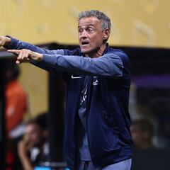 Luis Enrique mantiene el impulso: “Queremos llegar lo más lejos posible”