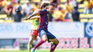  (L-R), Victor Milke of Morelia and Brian Figueroa of Atlante during the game Atletico Morelia vs Atlante, corresponding to the Second Leg match of the Champion of Champions Grand Final of the 2021-2022 Season of the Liga BBVA de Expansion MX, at Jose Maria Morelos Stadium, on May 22, 2022 .
<br><br>
(I-D), Victor Milke de Morelia y Brian Figueroa de Atlante durante el partido tletico Morelia vs Atlante, correspondiente al partido de Vuelta de la Gran Final Campeon de Campeones de la Temporada 2021-2022 de la Liga BBVA Expansion MX, en el Estadio Jose Maria Morelos, el 22 de Mayo de 2022.