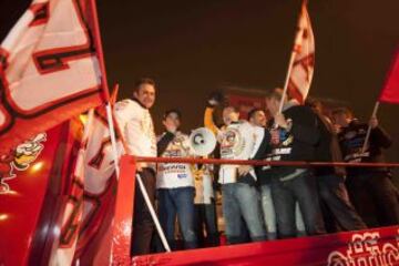 La localidad de Cervera se volcó, a pesar de la lluvia, en el recibimiento del Campeón del Mundo de MotoGP.