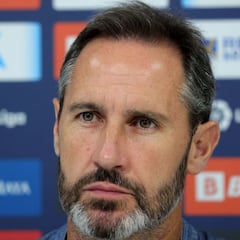 “A Cervera tendrían que ponerle una estatua en Cádiz”